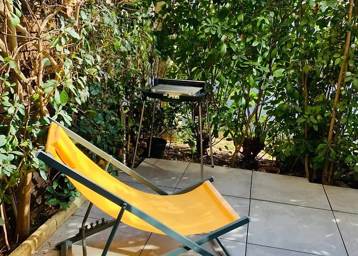 Un Jardin D'azur Avec Piscine De Mai à Septembre * Six-Fours-les-Plages